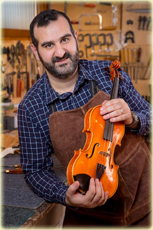 Artak Armenious Violin Maker